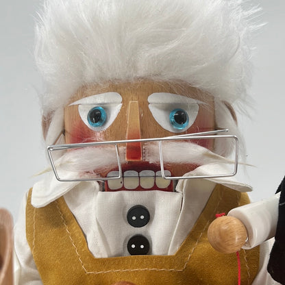 Steinbach Limited Edition Gepetto Nutcracker, front view close-up.