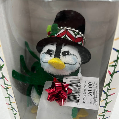 Cool Gifts Penguin Christmas Annalee Doll 4"