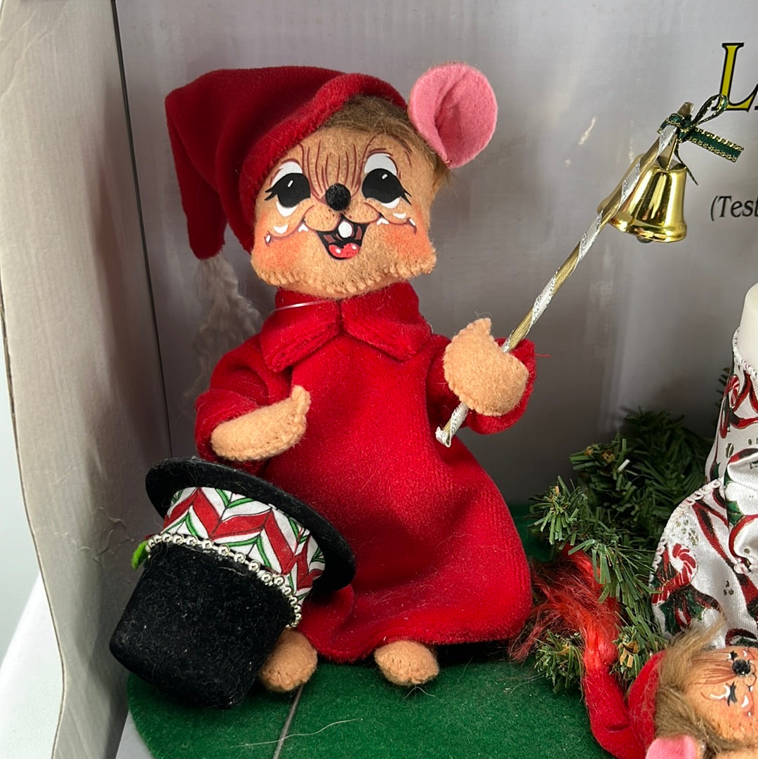 Centerpiece Mouse Christmas Annalee Doll 6"