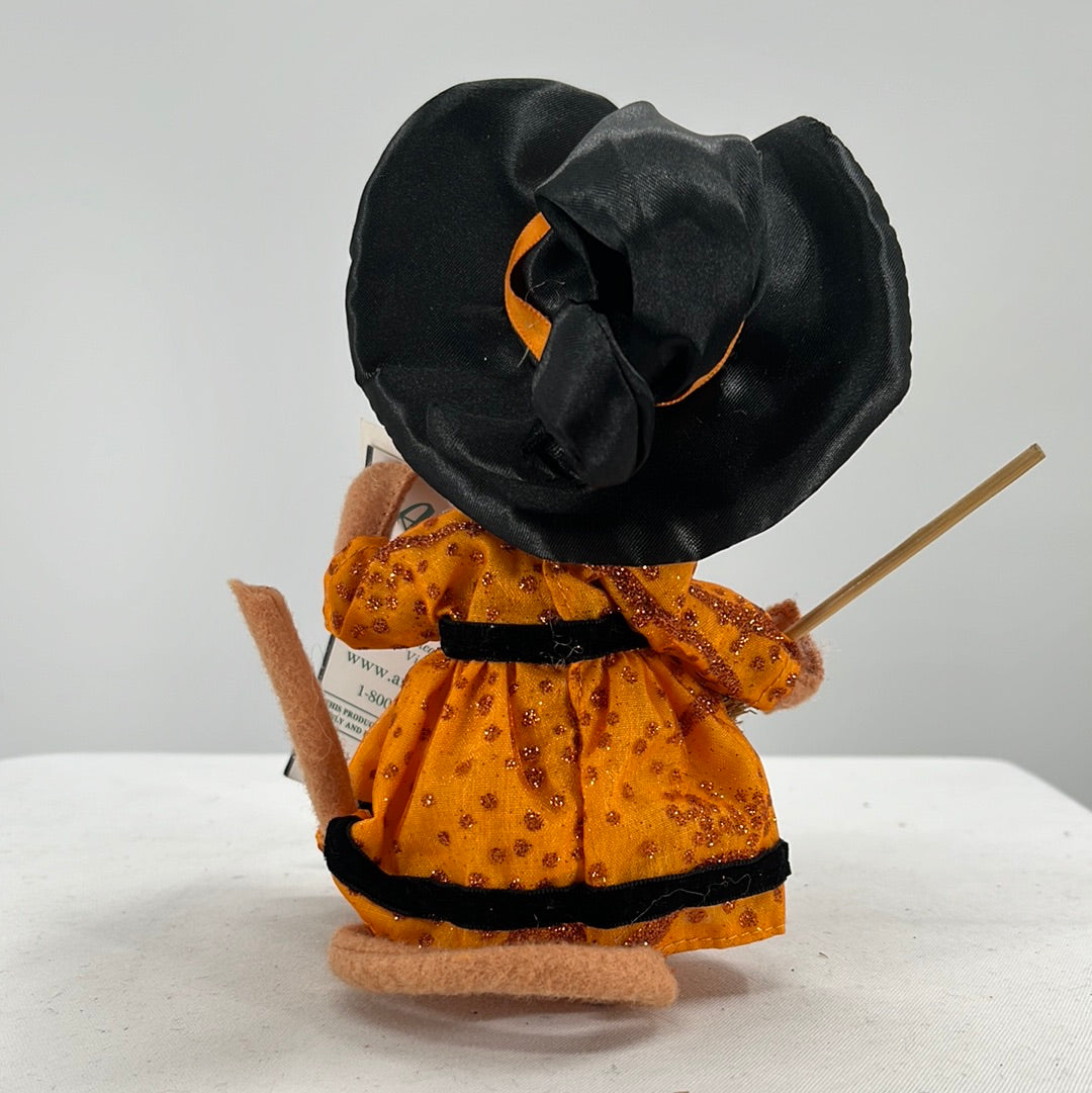 Halloween Annalee Doll Witch Mouse, back view.