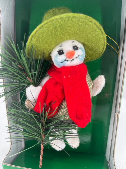 Annalee Doll Alpine Snowman Christmas Ornament 5”