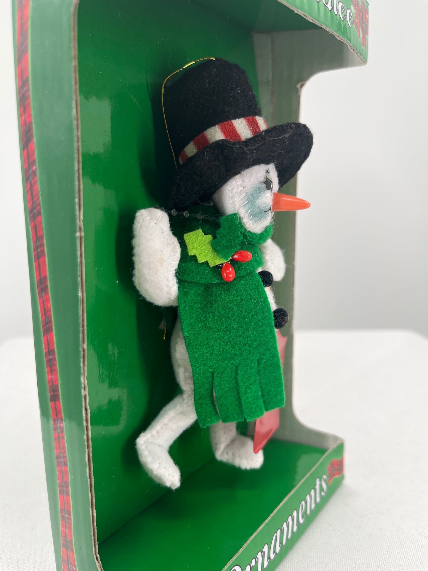 Annalee Doll Snow Shovel Snowman Christmas Ornament 5”