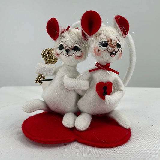 Valentine's Day Key to my Heart Mice Annalee Doll